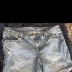 Torrid Jean Shorts Size 16 