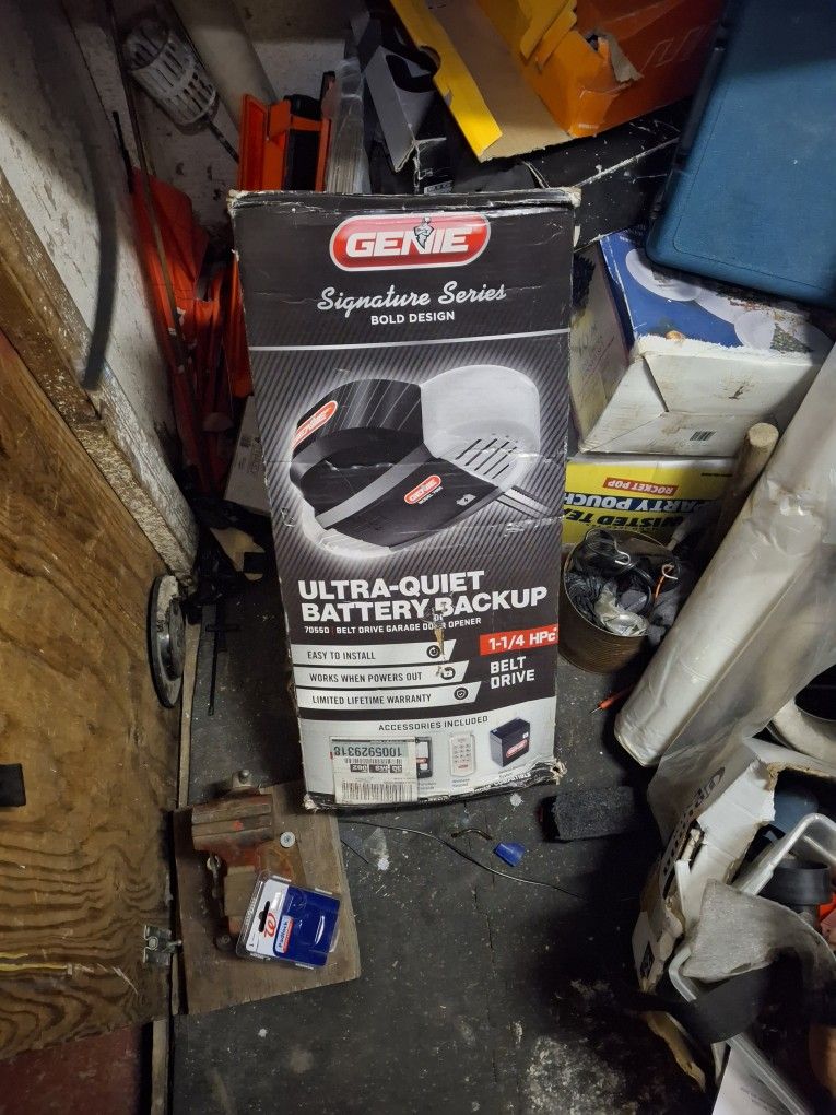 Garage Door Opener Brand New 