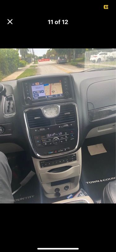 2014 Chrysler Town & Country