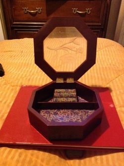 Vintage hard plastic burgundy jewelry box