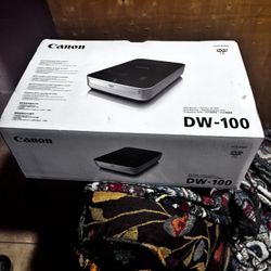  Canon DVD Player