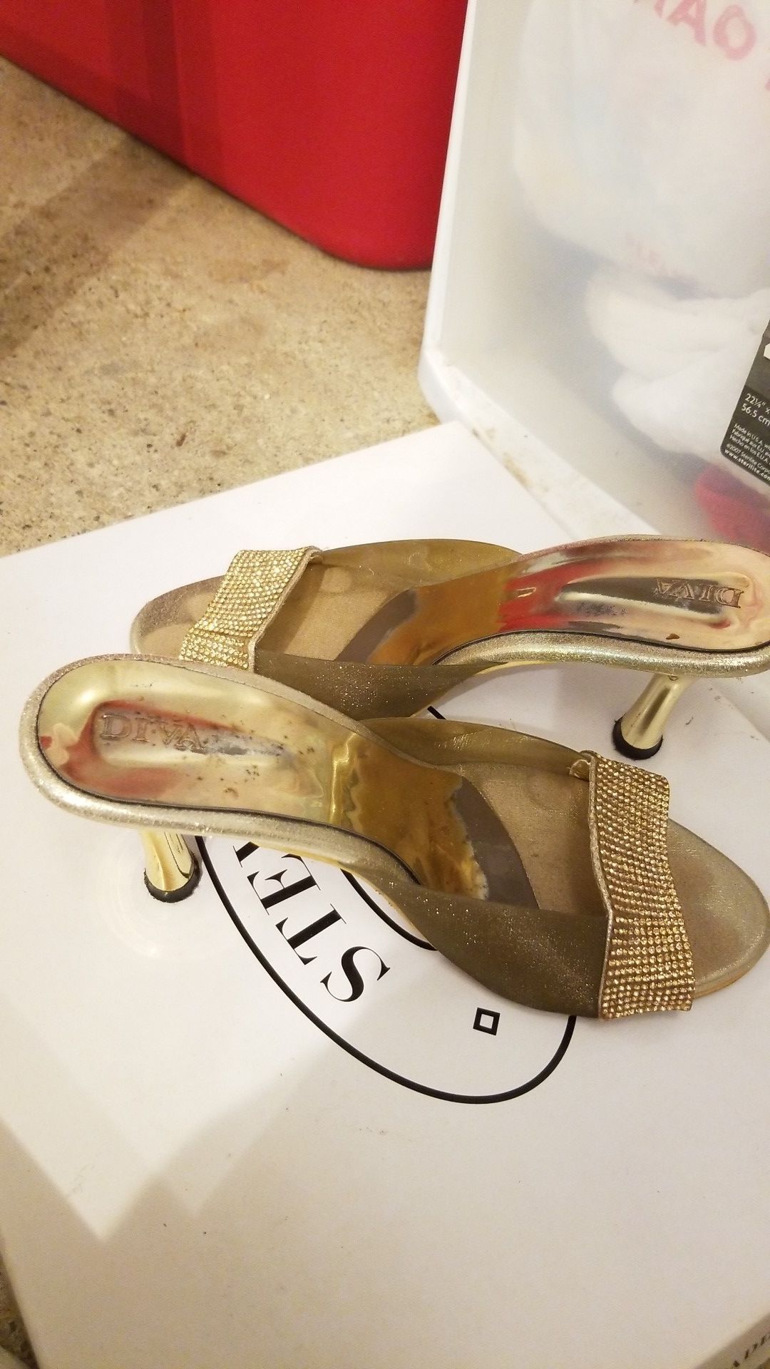 Designer footwear size 5.5