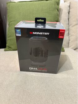 Portable Speaker Bluetooth, Loud Portable Speaker with 360 Bass Sound and 10W Qi Certified Wireless Charging Pad