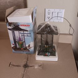 New Hummingbird Feeder 