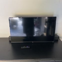 TCL ROKU 32s335 32” TV