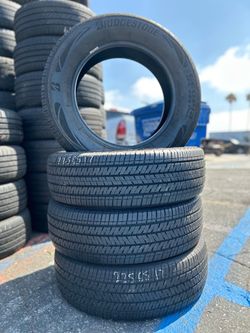 Vendo set de llantas 225/65R17 Marca BRIDGESTONE