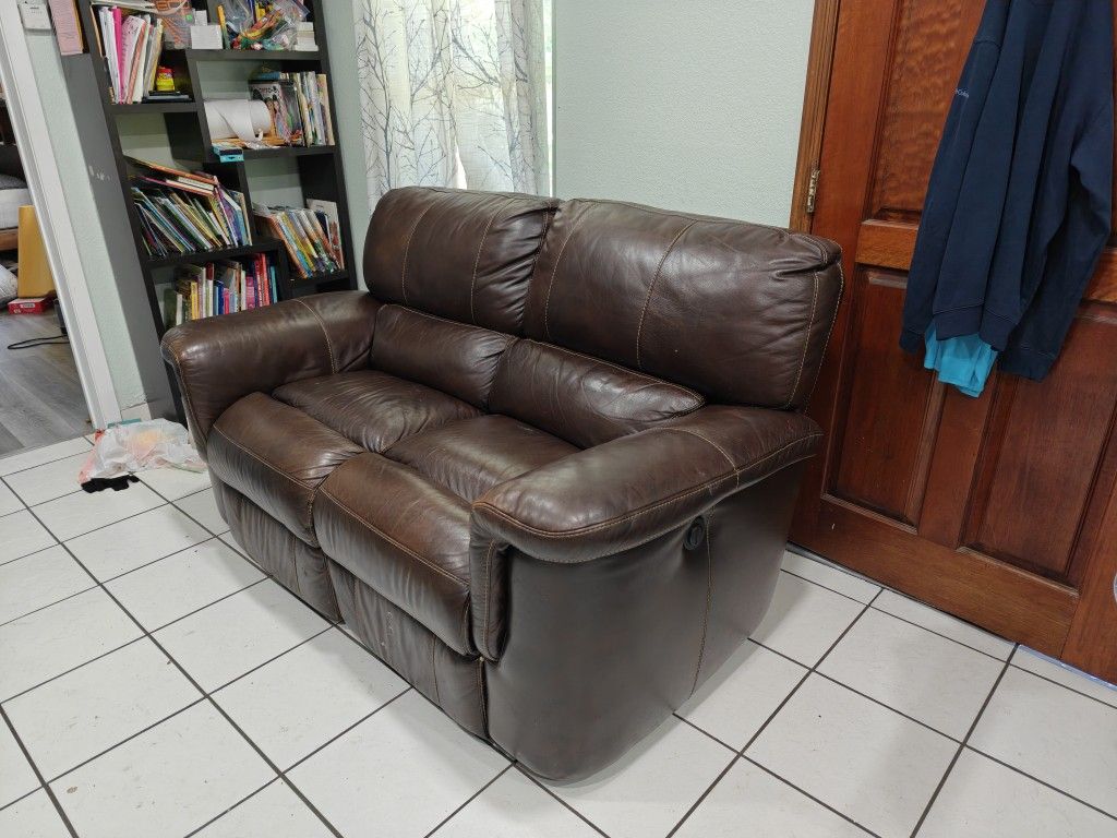Reclining Sofa
