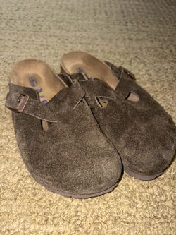 Birkenstocks size 5-6