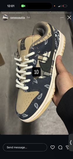 Travis Scott Dunks 