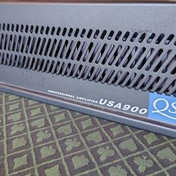 QSC USA 900 Professional Amplifier 450 Watts Stereo Channel