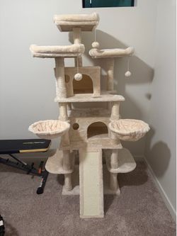 68” 5-Tier Cat Tree (Fully Assembled — Like New)