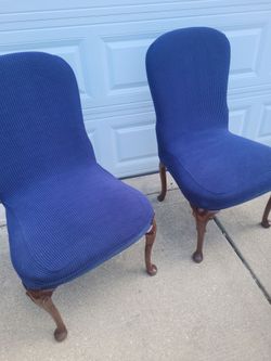 Pair of Queen Anne Style Dining Chairs