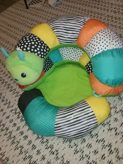 Infantino Prop-A-Pillar Tummy Time & Seated Support