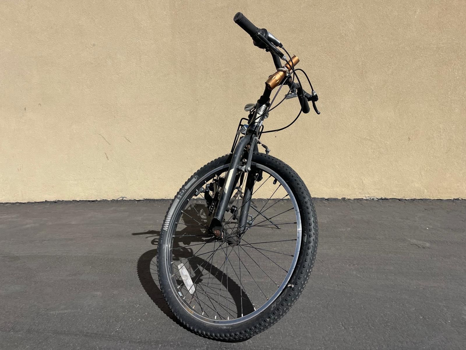 Mt200 Black Trek Bike