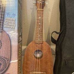 Luna Soprano Tattoo Pineapple 🍍 Ukulele Carry Case Original Box Like New Uke
