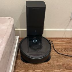 Roomba i7 -