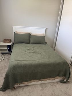 Full size bed frame (mattress included)