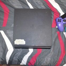 PS4 Slim