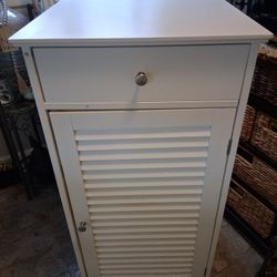 Free! Kitty Litter Cabinet 