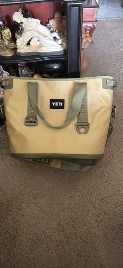 Selling a YETI Hopper Two 20 Portable Soft Cooler in the highly sought-after, discontinued Field Tan / Blaze Orange colorway