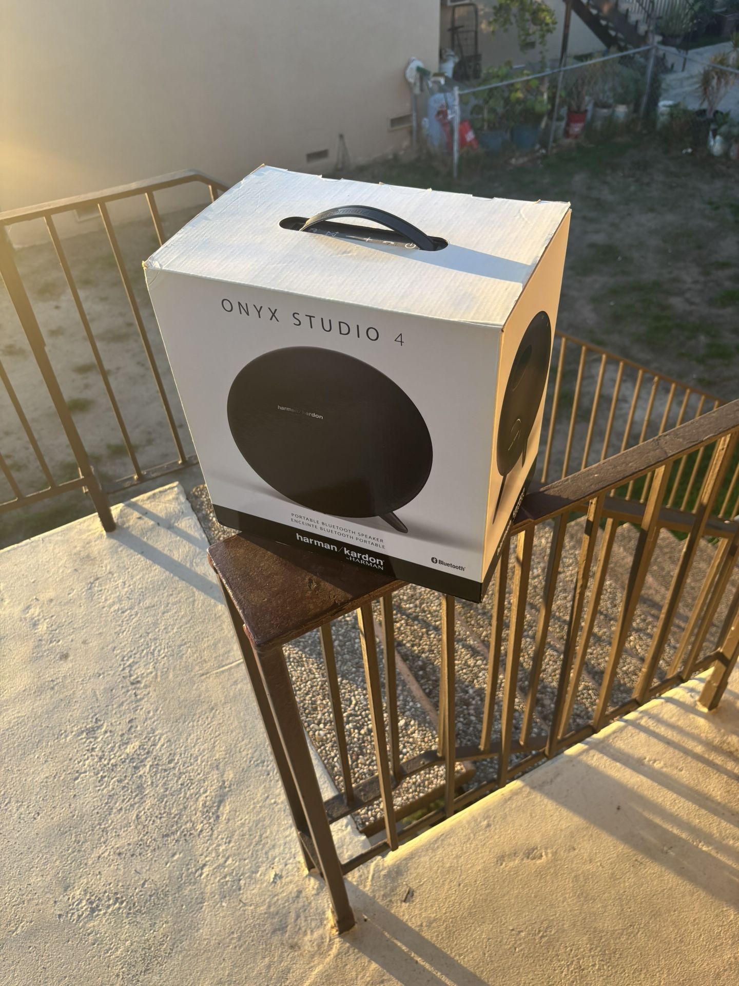 Harman/Kardon Onyx Studio 4 Wireless Bluetooth Speaker (Black)