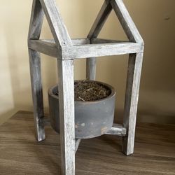 Farmhouse lantern /planter  Includes flower pot 