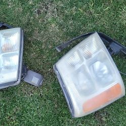 Caddilac Escalade Headlights 