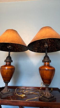 Vintage Frederick Cooper Style Wood Urn Table Lamp Pair Walnut Inlay Neoclassical