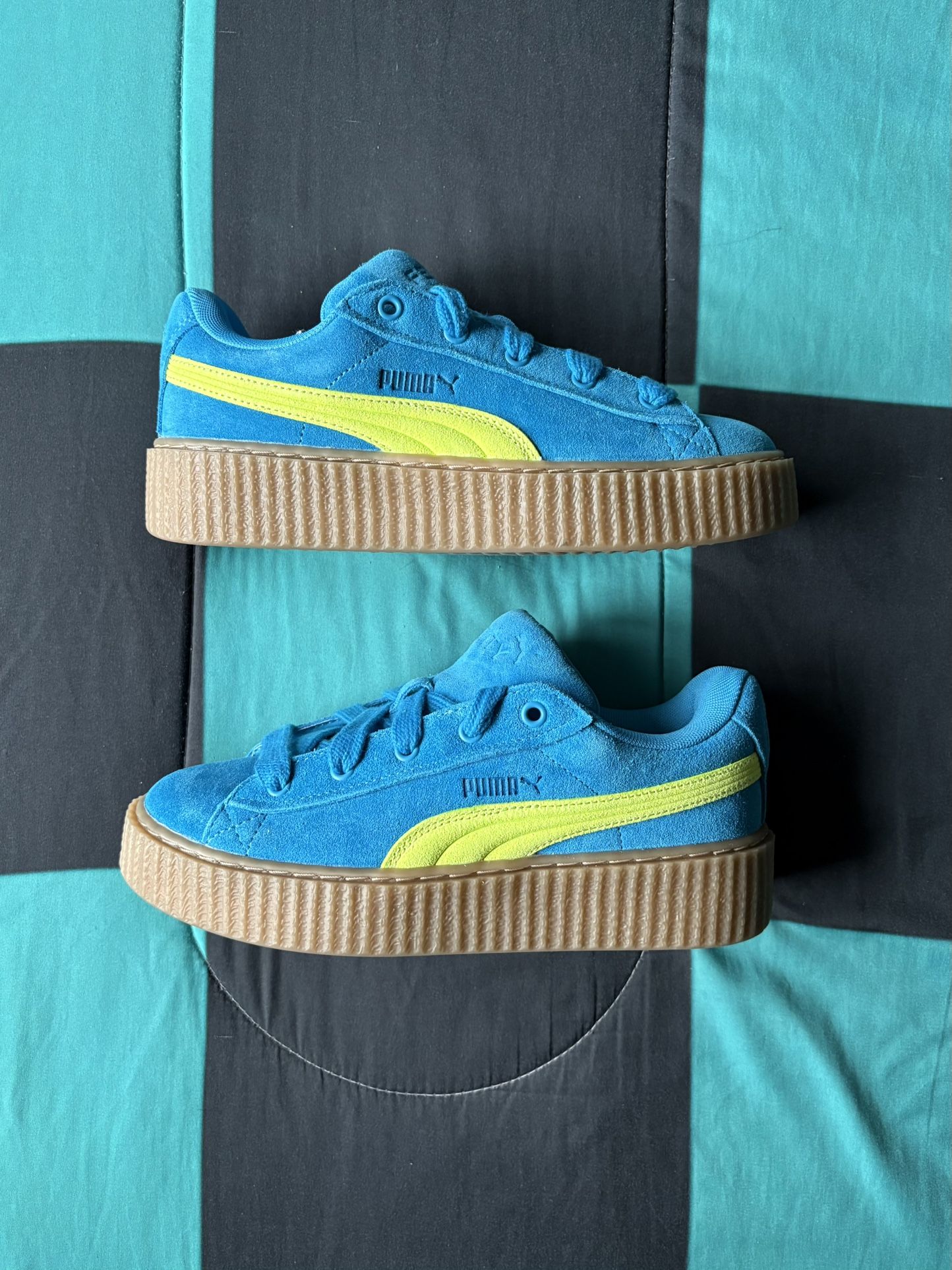 Women’s Fenty Pumas Size 7.5