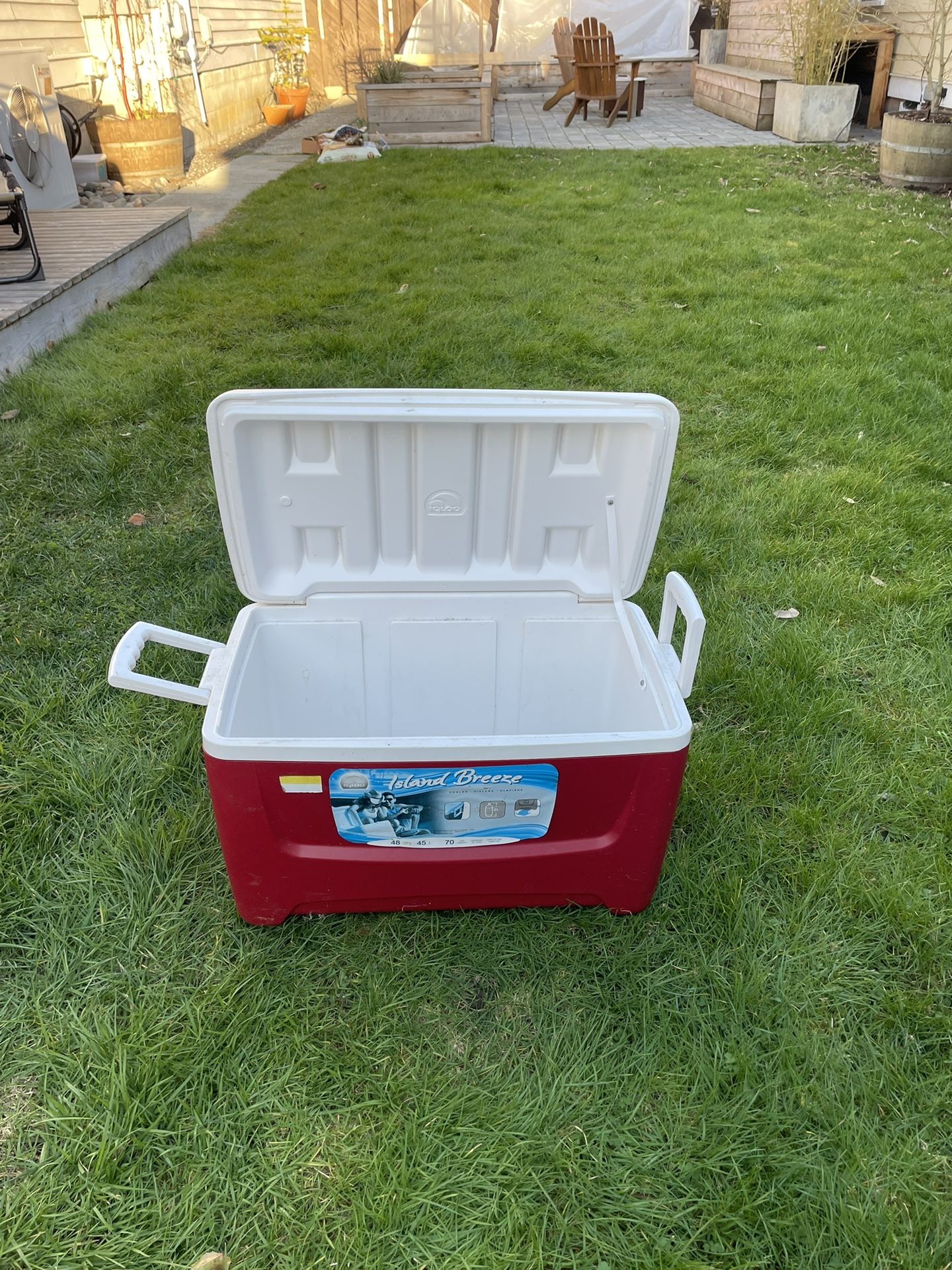 Red Cooler