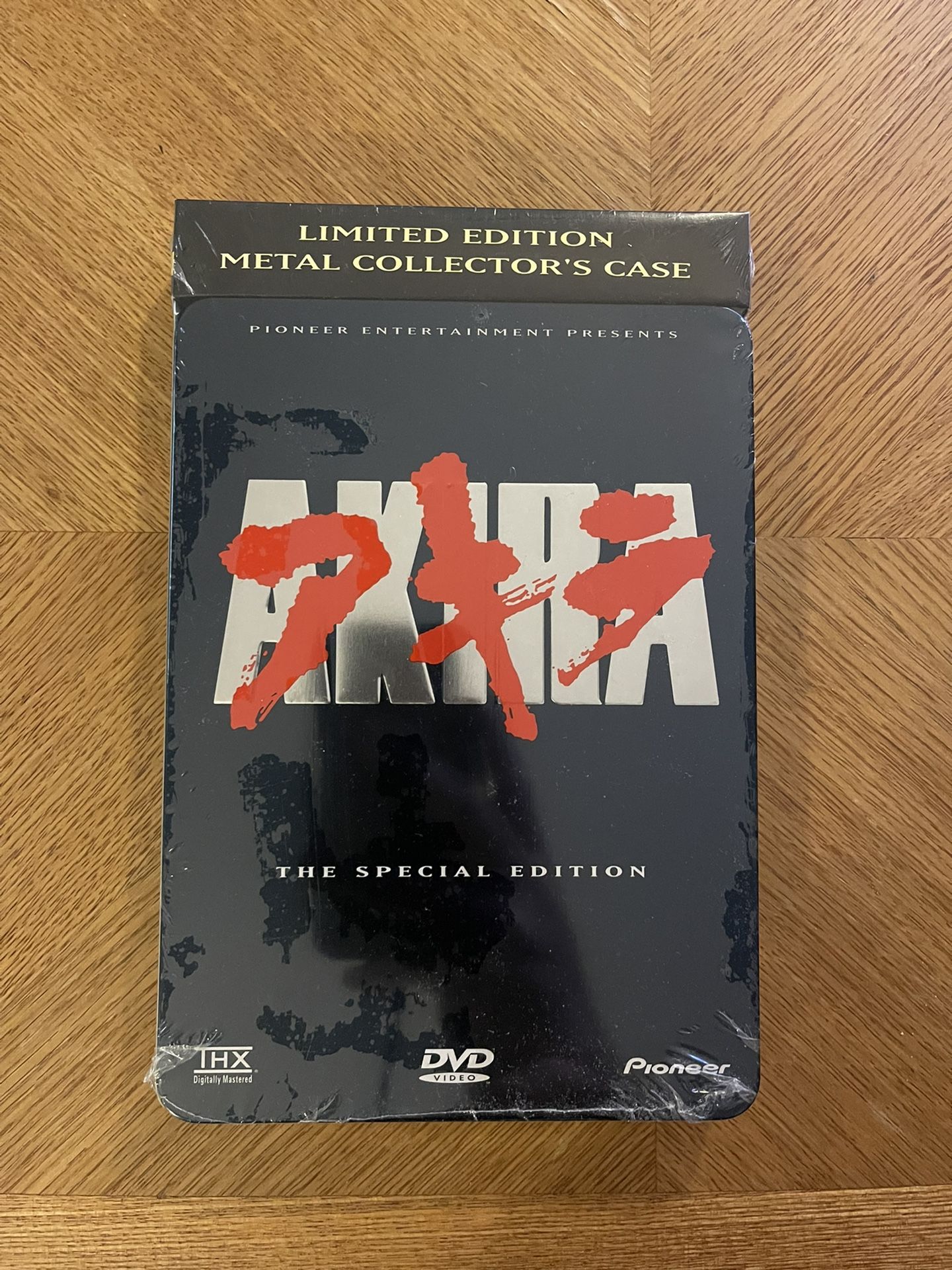 AKIRA Limited Edition Metal Collector’s Case TIN OOP DVD similar to steelbook