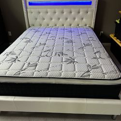 King size Mattress Pillow top new