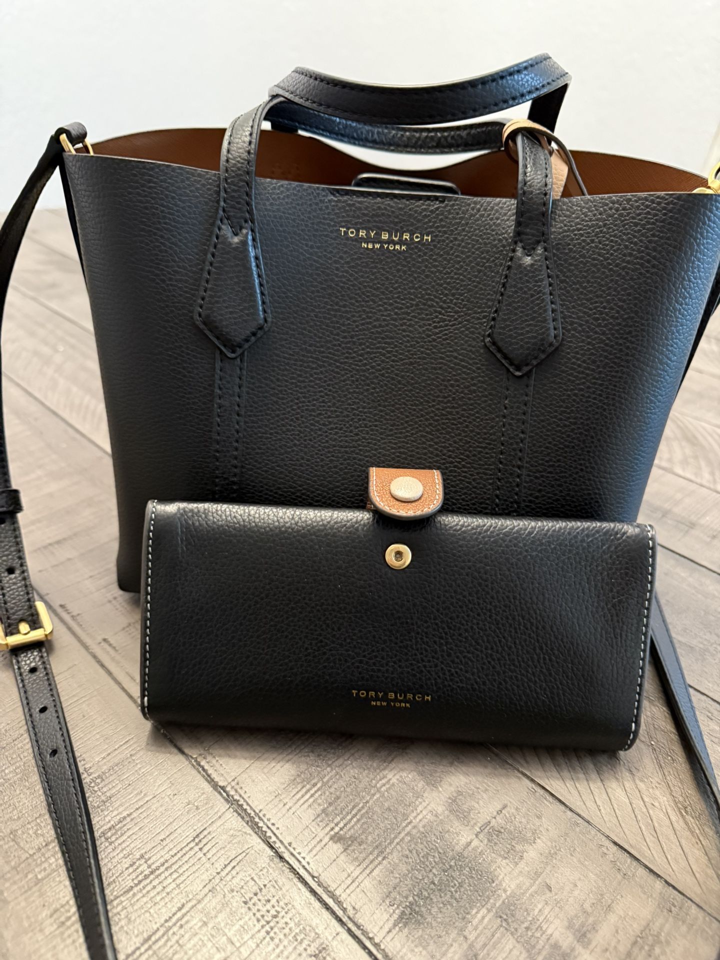 Tory Burch Handbag And Wallet