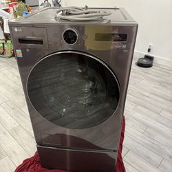 LG All In One Washer & Dryer Combo , Color Gray 