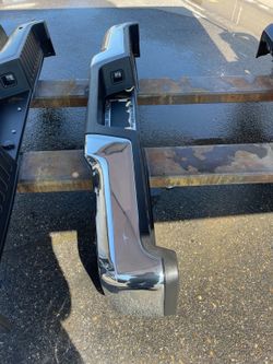 2017-2022 Ford F250 F350 Rear Bumper OEM Chrome w/ Step Pad No Sensor Holes SD