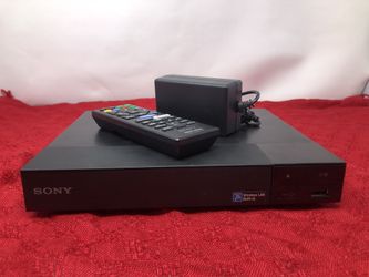 Sony BDP-S3500 Blu-Ray + DVD Player (Remote Included)