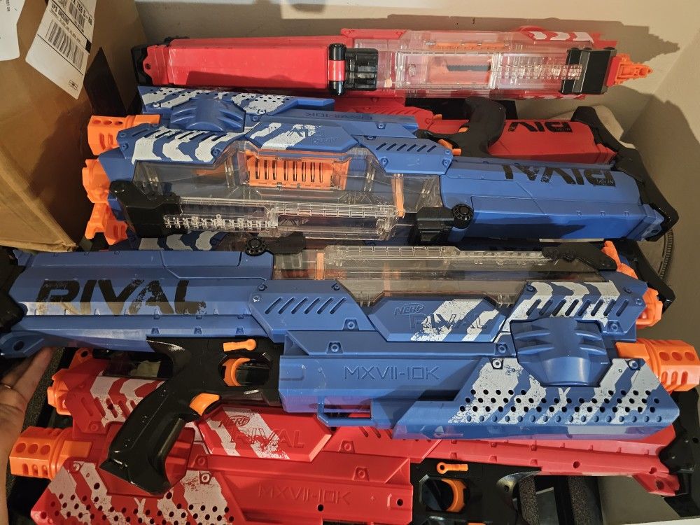 Nerf Guns And Accessories - Let's Make a Deal