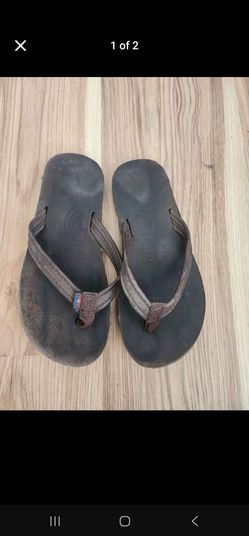 Girls rainbow flip flops size 10