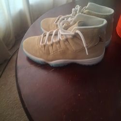 Jordan 11s