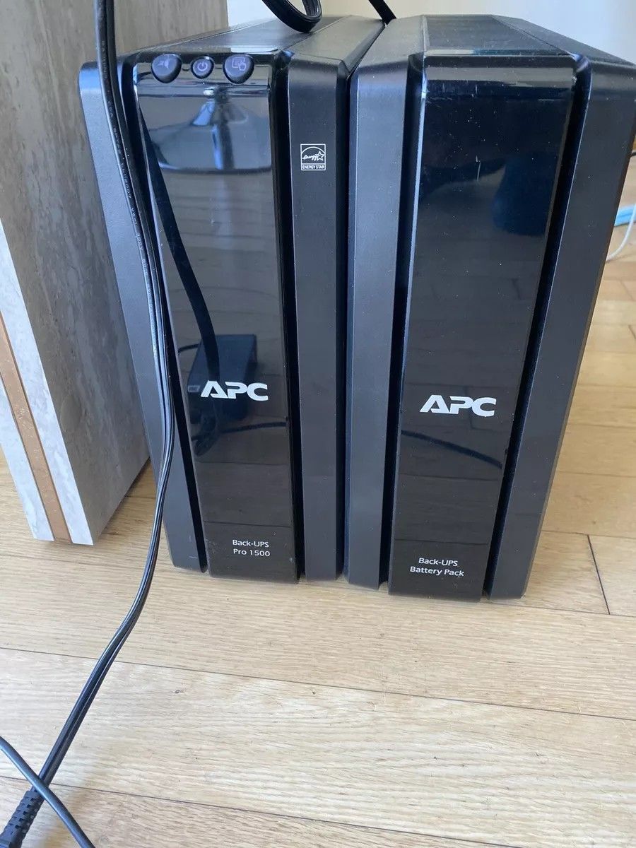 2 APC Backup-Pro 1500s