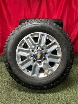 2025 Chevy Silverado High Country 2500 and 3500 8 Lug 20 Inch OEM Wheels