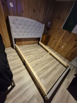 Full bed frame FREE!