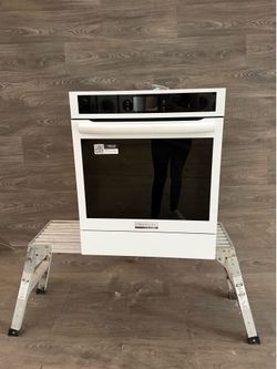 Frigidaire  single electric wall oven kitchen