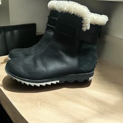 Sorel Harlow Sherpa Women’s Boots Size 6