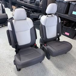 BRAND NEW LEATHER BUCKET SEATS With SEATBELTS 