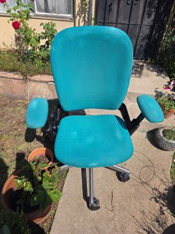 Steelcase leap v1