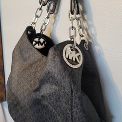 BEAUTIFUL GRAY WOMEN WALLET AND PURSE