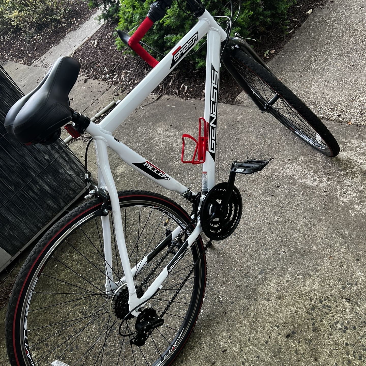 Genesis saber 700c bike new arrivals