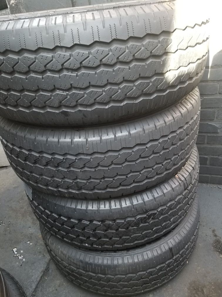 Use tire.265/65/17
