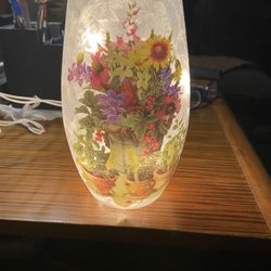 Stony Creek Lighted Glass Lamp Beautiful 7.5” X4”